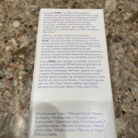 NEW OLE HENRIKSEN PHAT Glow Facial™ Mask - Picture 6 of 7